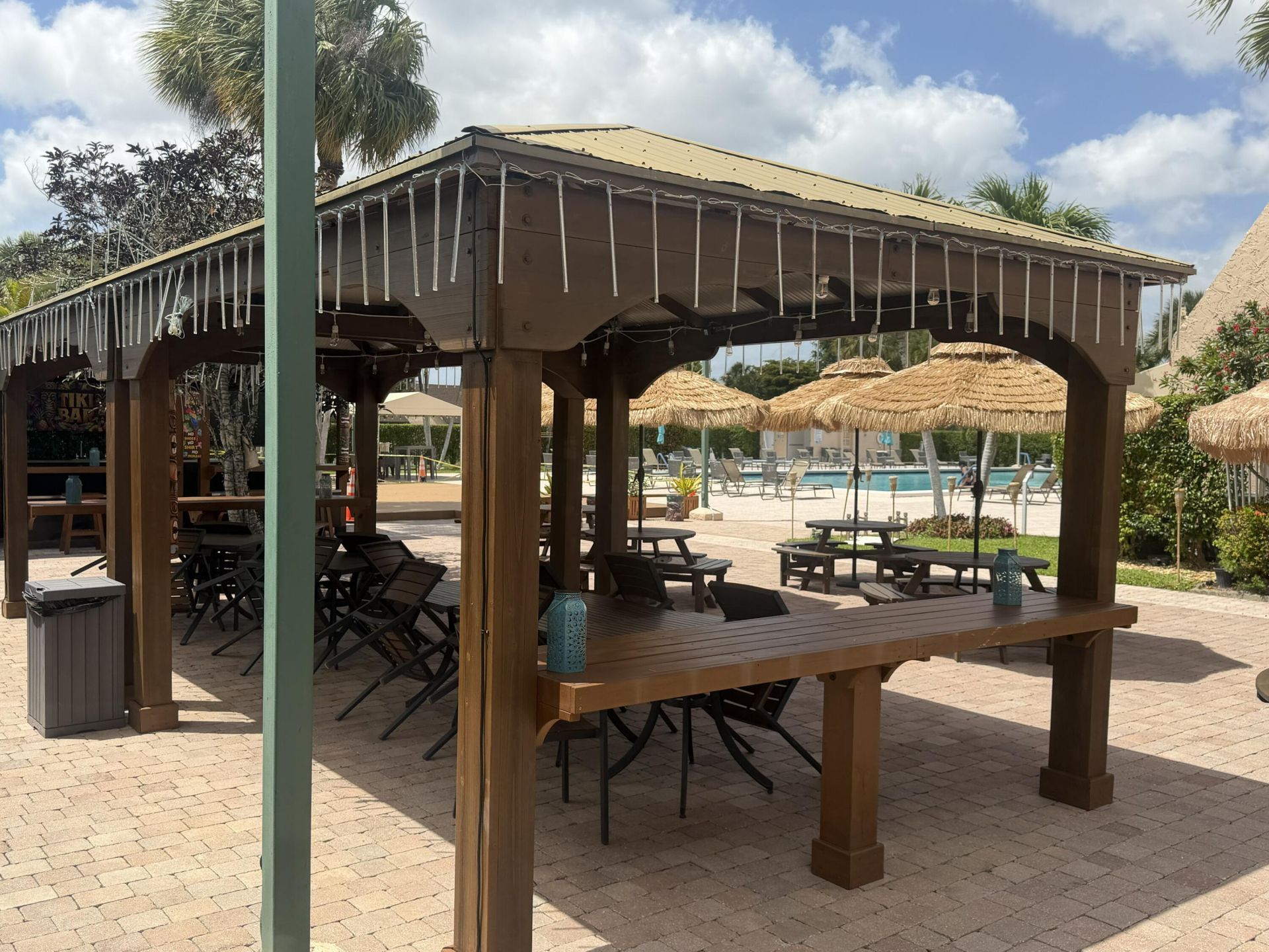 212 Lake Susan Lane, West Palm Beach, FL 33411 Photo