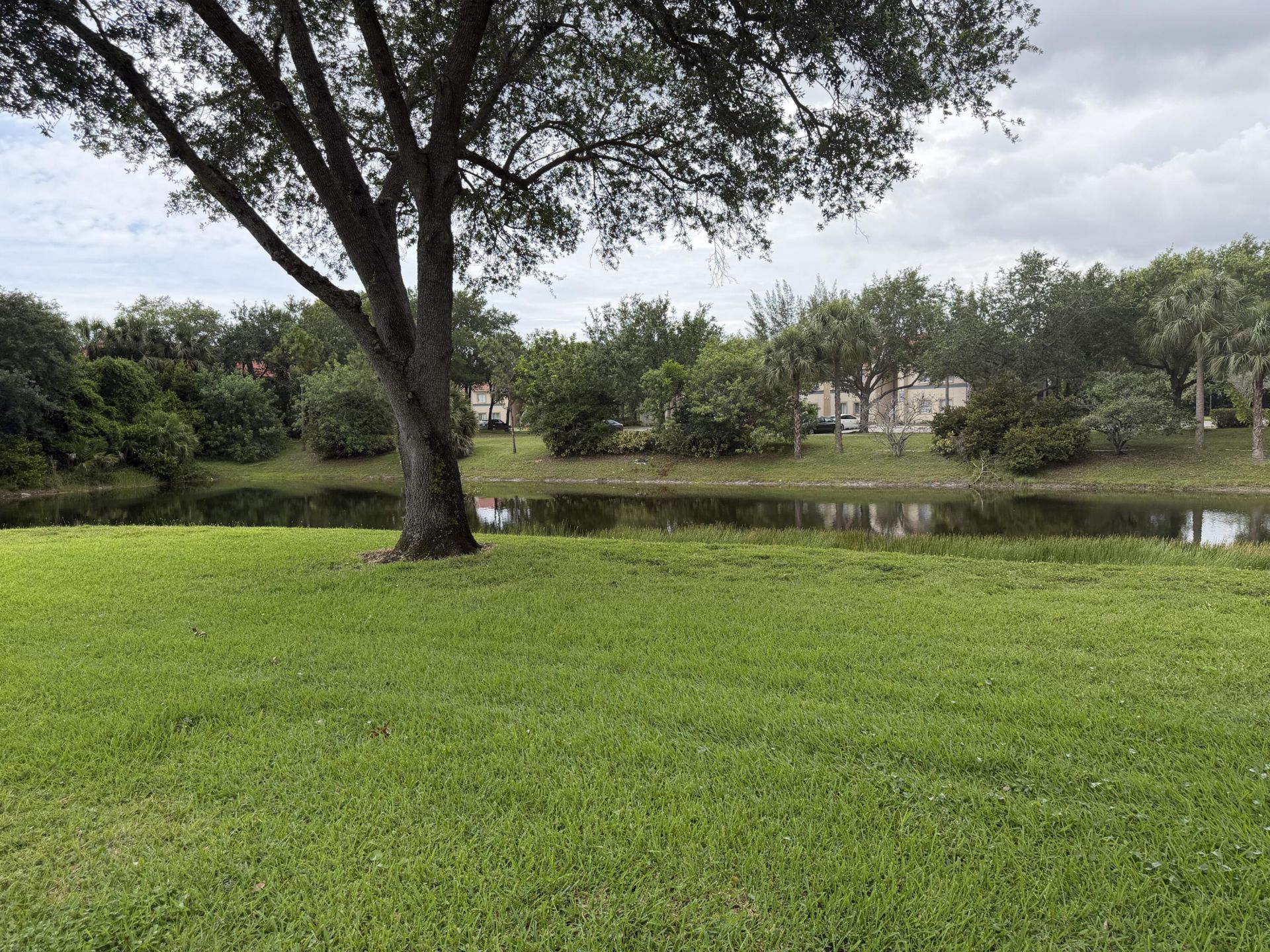 212 Lake Susan Lane, West Palm Beach, FL 33411 Photo