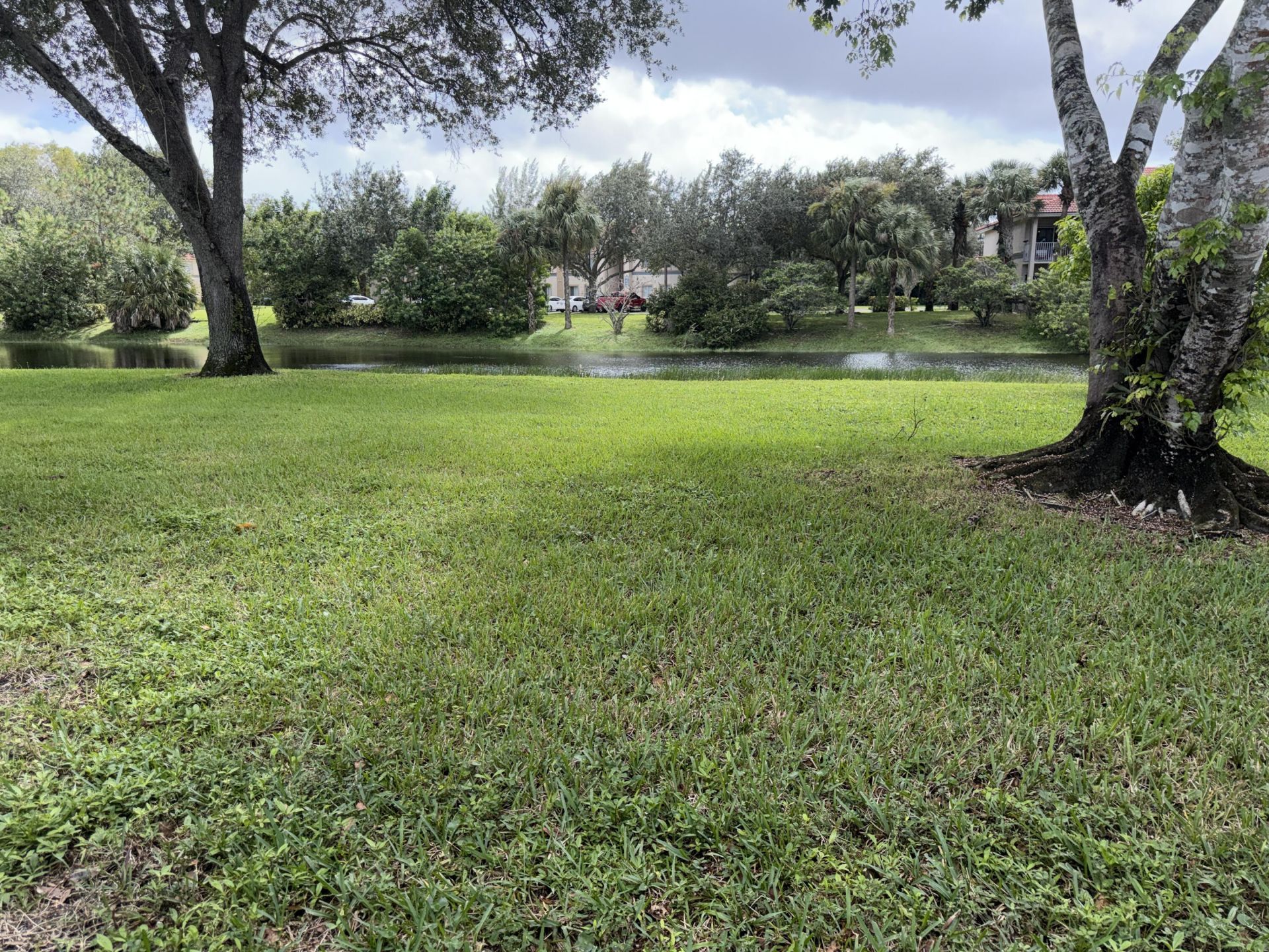 212 Lake Susan Lane, West Palm Beach, FL 33411 Photo
