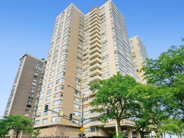 6301 N Sheridan Road , Unit 15D, Chicago, IL 60660