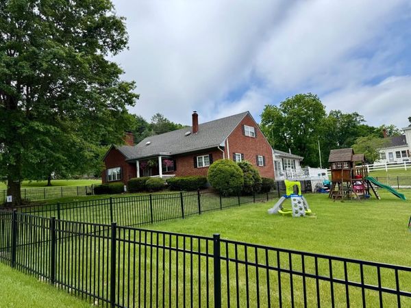 422 Main ST, New Castle, VA 24127