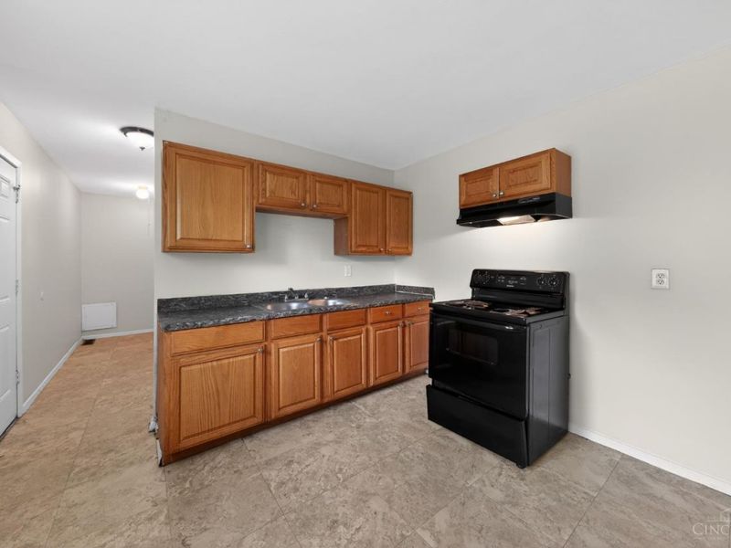 1903 Roosevelt Avenue, Springfield Twp., OH 45240 Photo 12