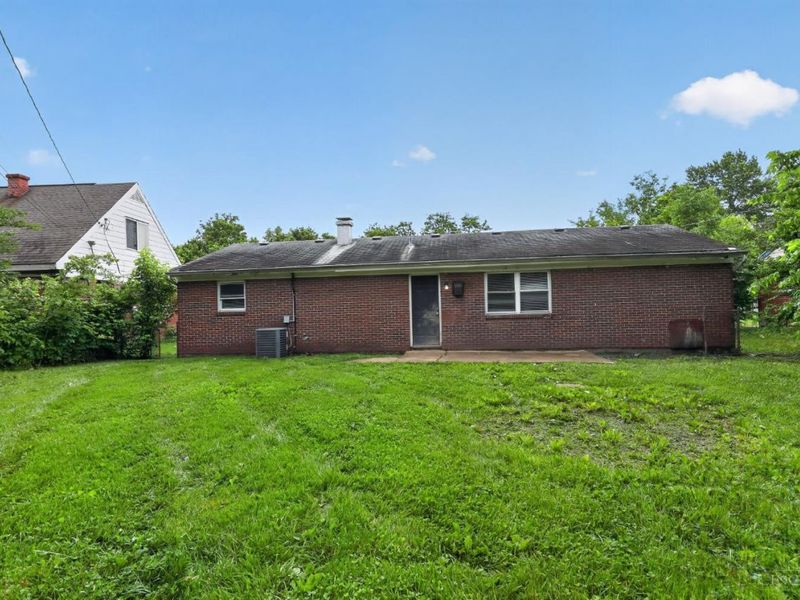 1903 Roosevelt Avenue, Springfield Twp., OH 45240 Photo 2