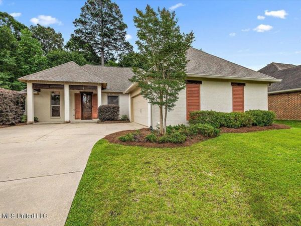 877 Willow Grande Circle, Brandon, MS 39047