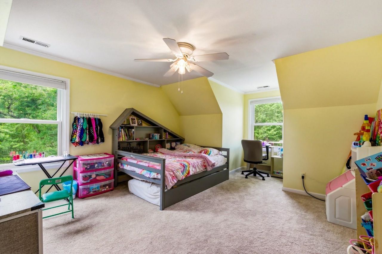 2400 Bay View Dr. Photo 24
