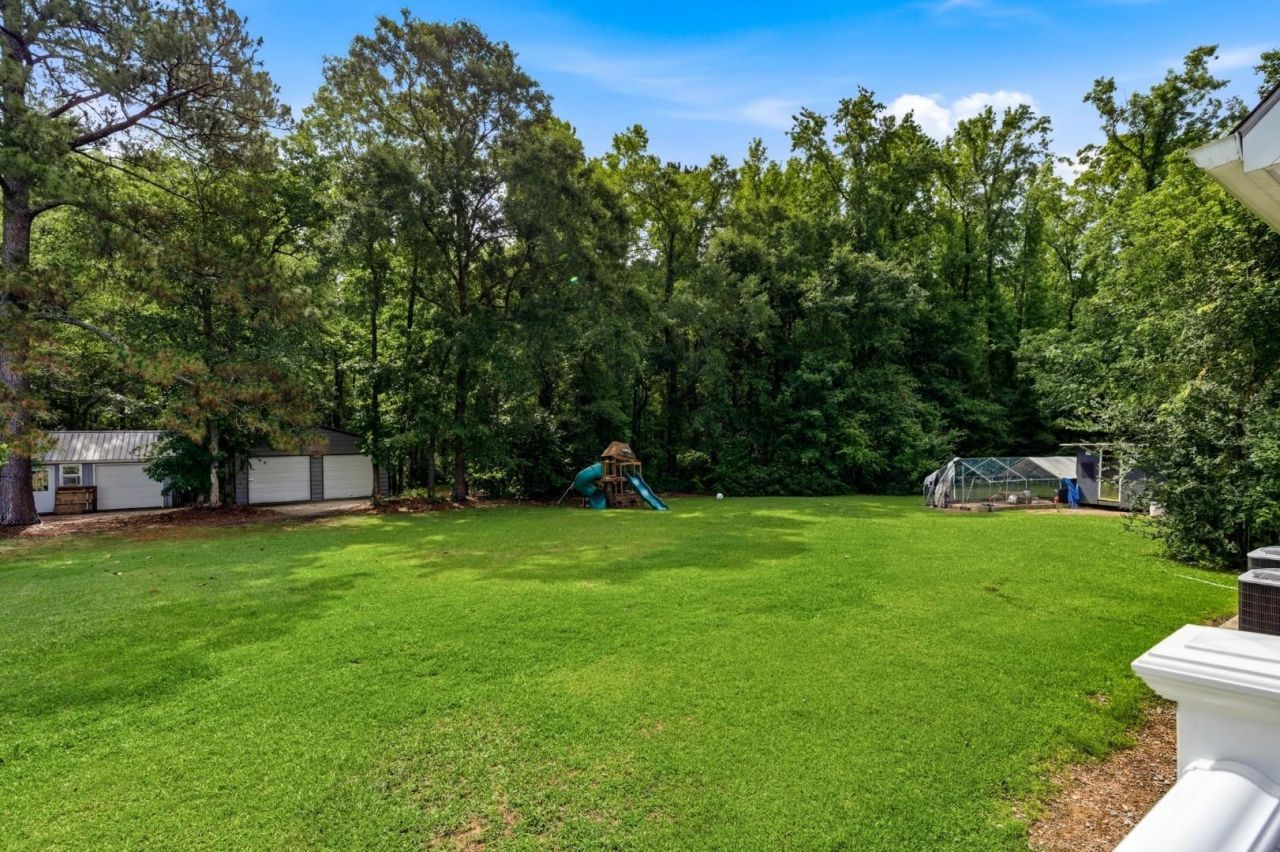 2400 Bay View Dr. Photo 37