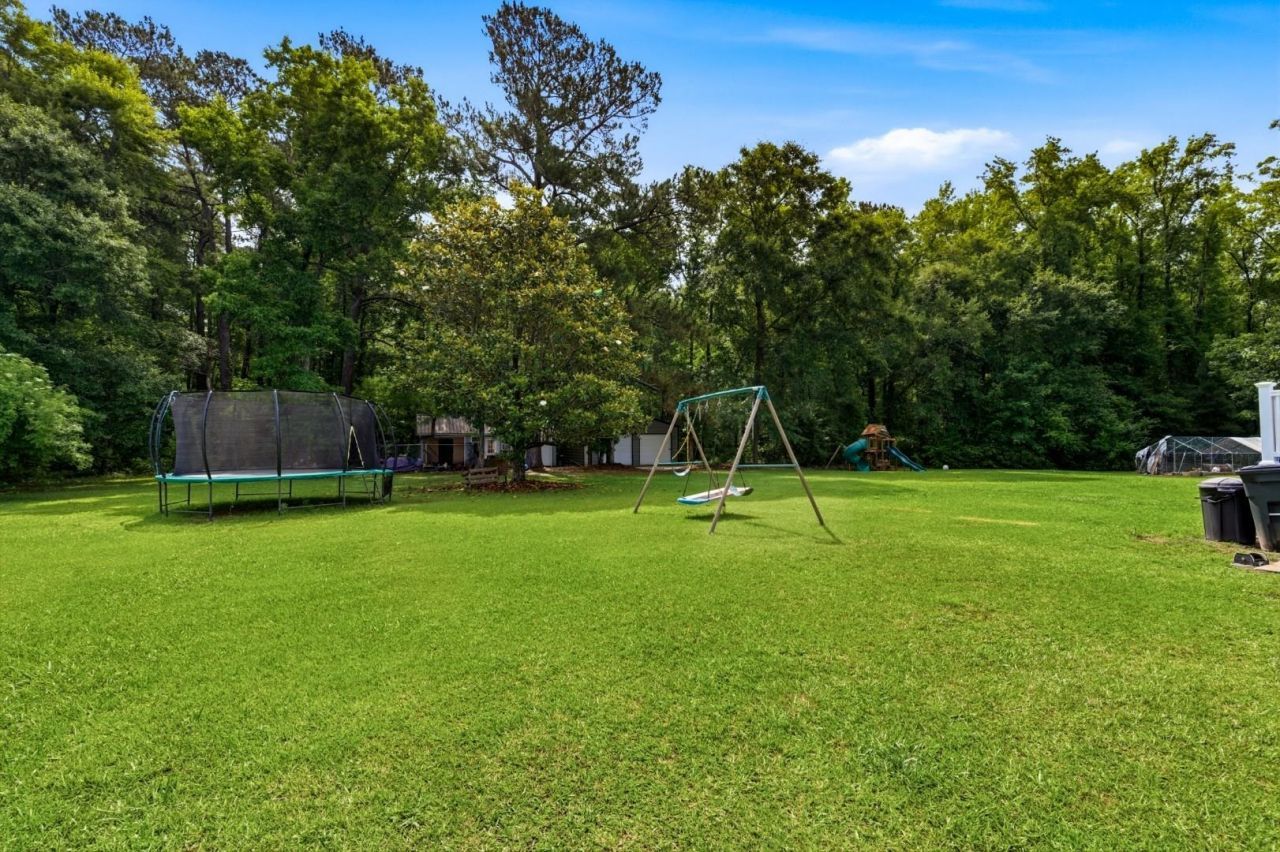 2400 Bay View Dr. Photo 38