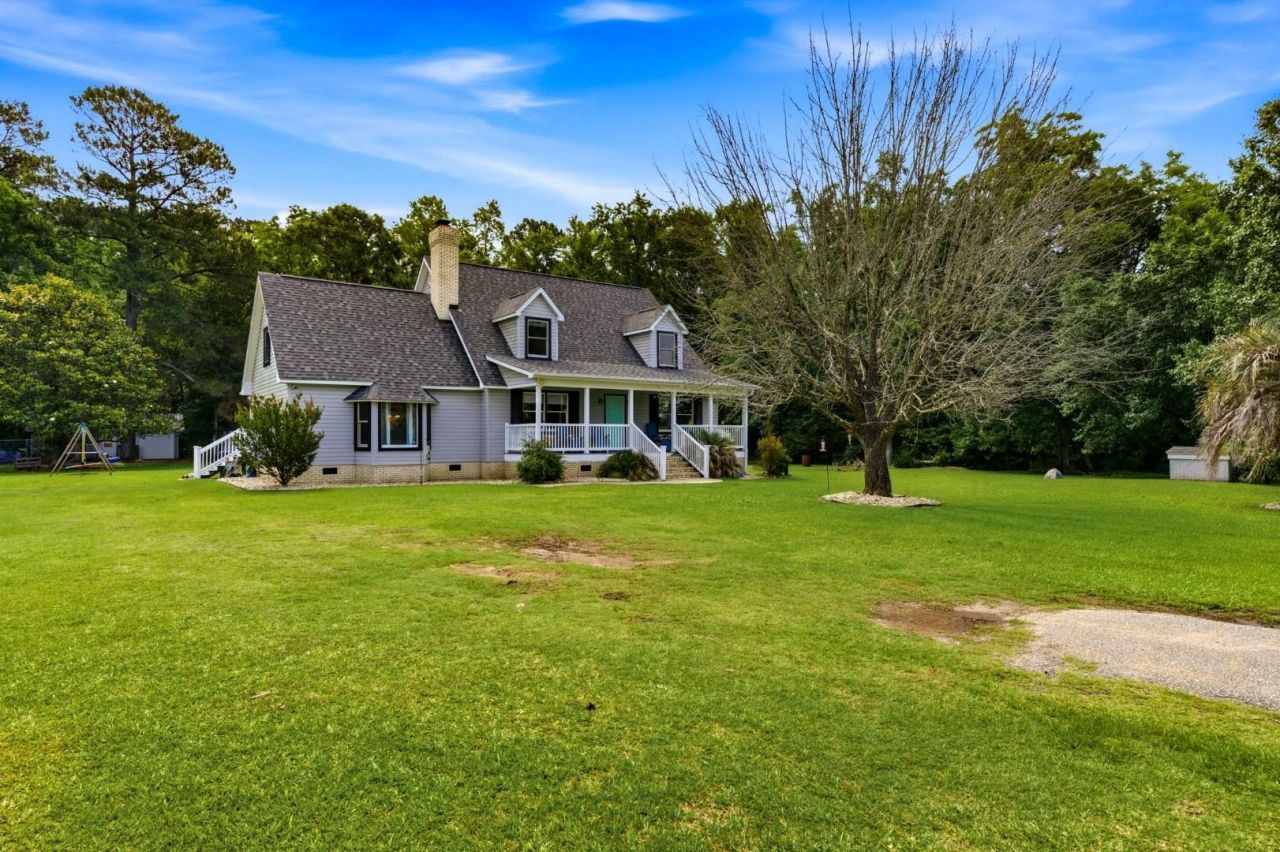 2400 Bay View Dr. Photo 40