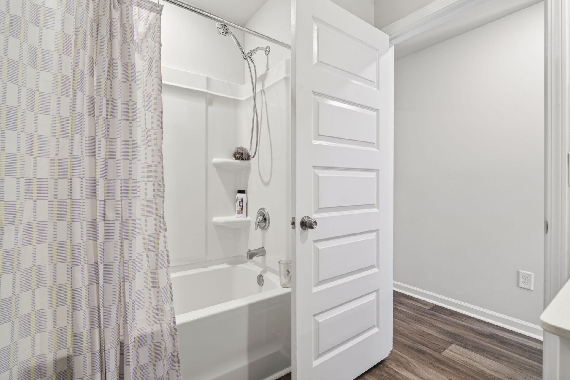 171 Warner Crossing Way  Photo 8