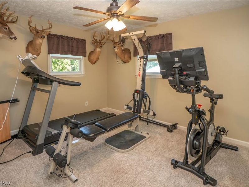 8026 Garnet Avenue NE, Canton, OH 44721 Photo 19