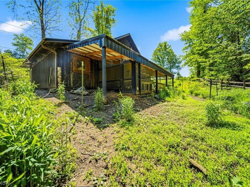 4233 N Forest Ridge Drive , Ashtabula, OH 44004 Photo 7