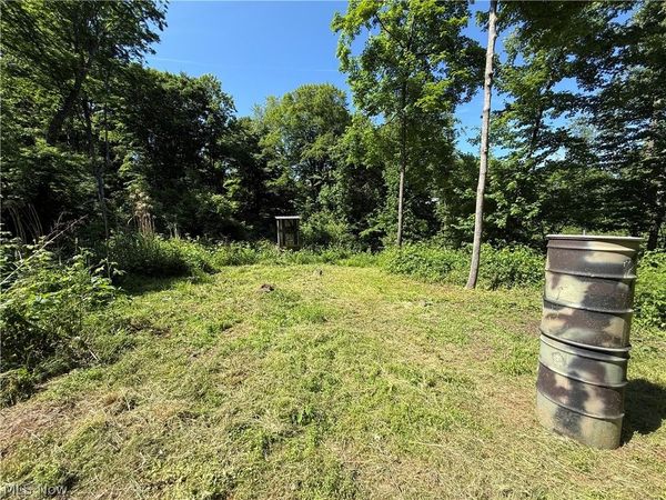 Hydraulic Avenue , Coshocton, OH 43812