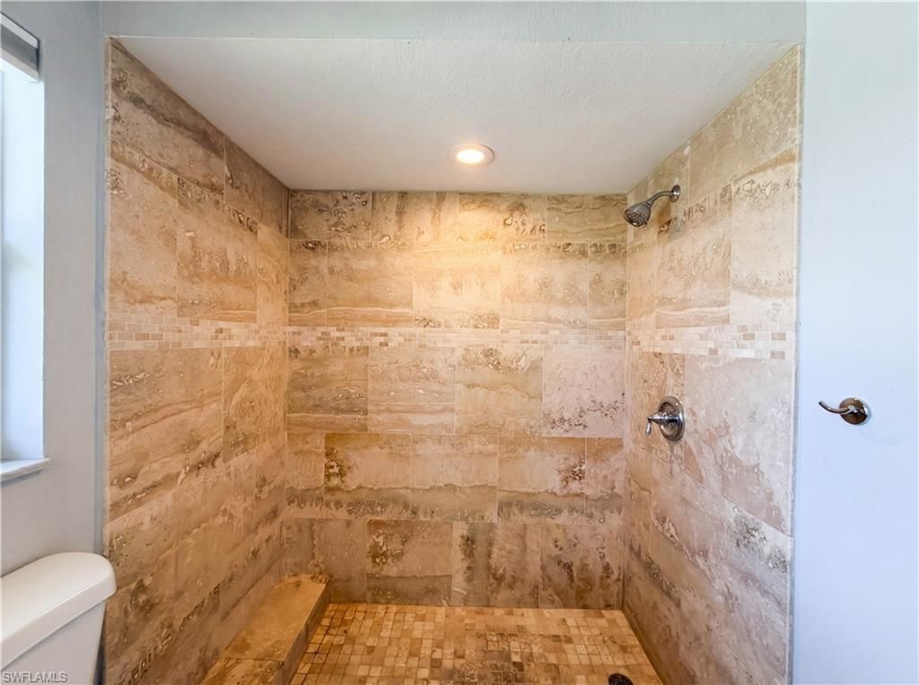 5644 Eichen Cir W, Fort Myers, FL 33919 Photo