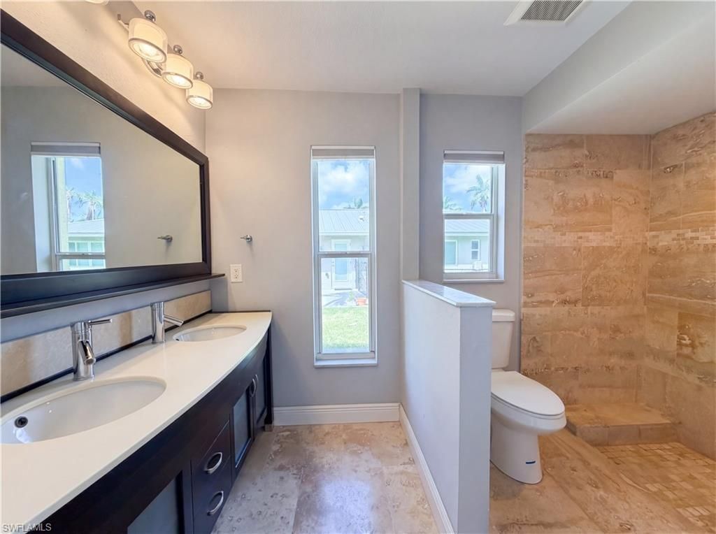 5644 Eichen Cir W, Fort Myers, FL 33919 Photo