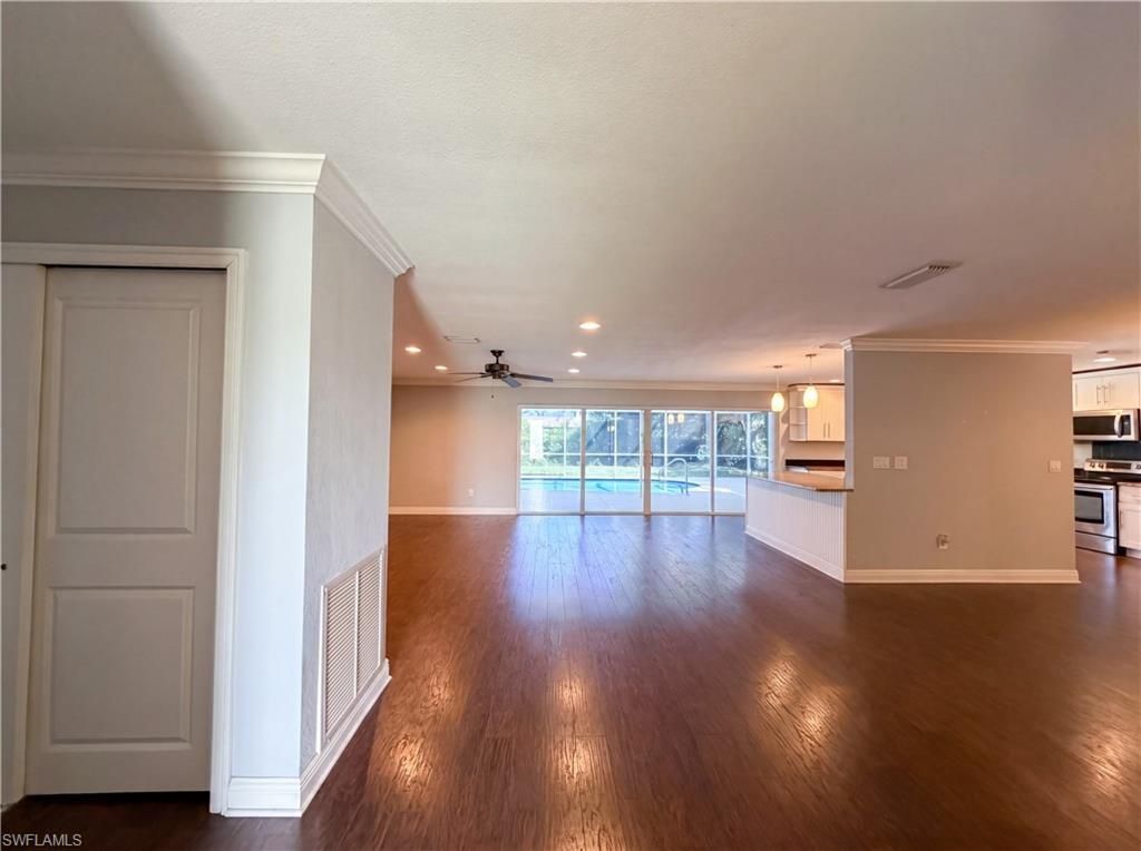 5644 Eichen Cir W, Fort Myers, FL 33919 Photo