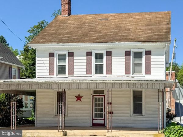 9 MANCHESTER STREET , GLEN ROCK, PA 17327