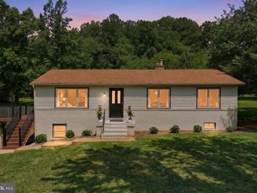 5007 WOODS ROAD, STEWARTSTOWN, PA 17363