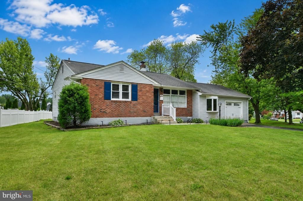 3875 LUKENS LANE , HATBORO, PA 19040