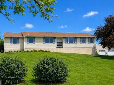 905 BRIDGETON ROAD, FAWN GROVE, PA 17321