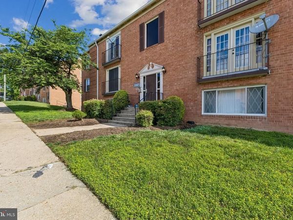 3805 SWANN, Unit T2, SUITLAND, MD 20746