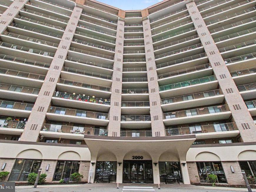 21235 Valley Forge Circle, Unit 1235, King of Prussia, PA 19406 Main Photo