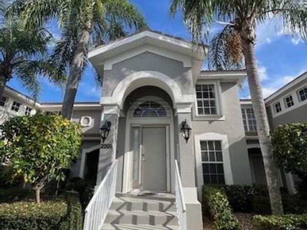 10113 Colonial Country Club BLVD , Unit 2205, FORT MYERS, FL 33913