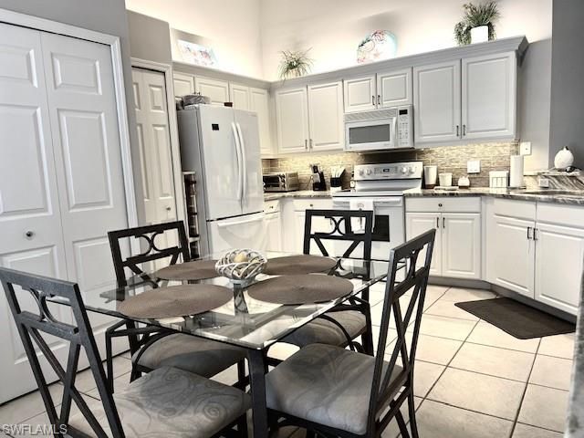10113 Colonial Country Club Blvd, Unit 2205, Fort Myers, FL 33913 Photo