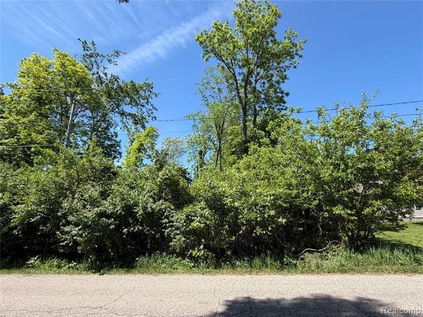 V/L Claremont Cir Circle , Columbia Twp, MI 49230
