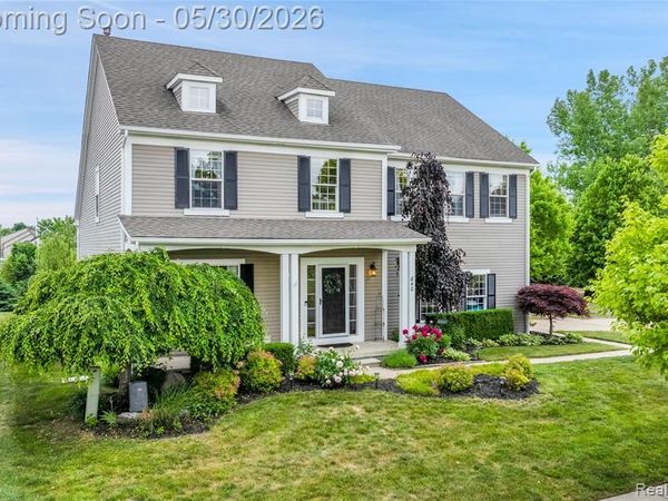 840 Cross Circle, Oxford Twp, MI 48371