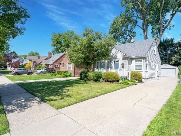 2036 Gardner Avenue, Berkley, MI 48072