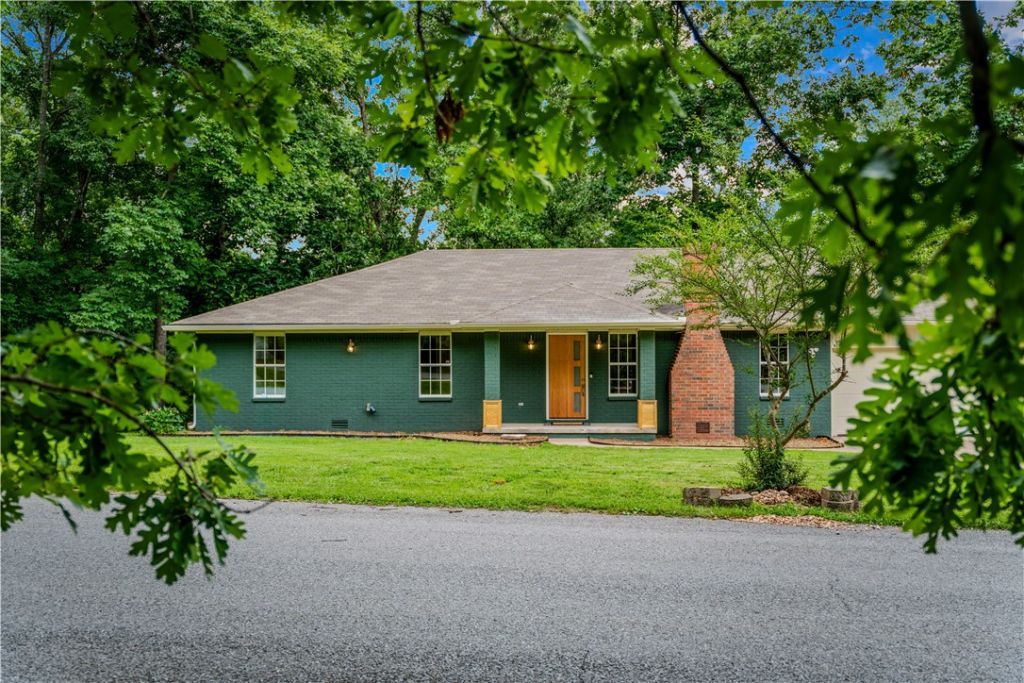 9766 Buckskin Circle, Rogers, AR 72758 Main Photo