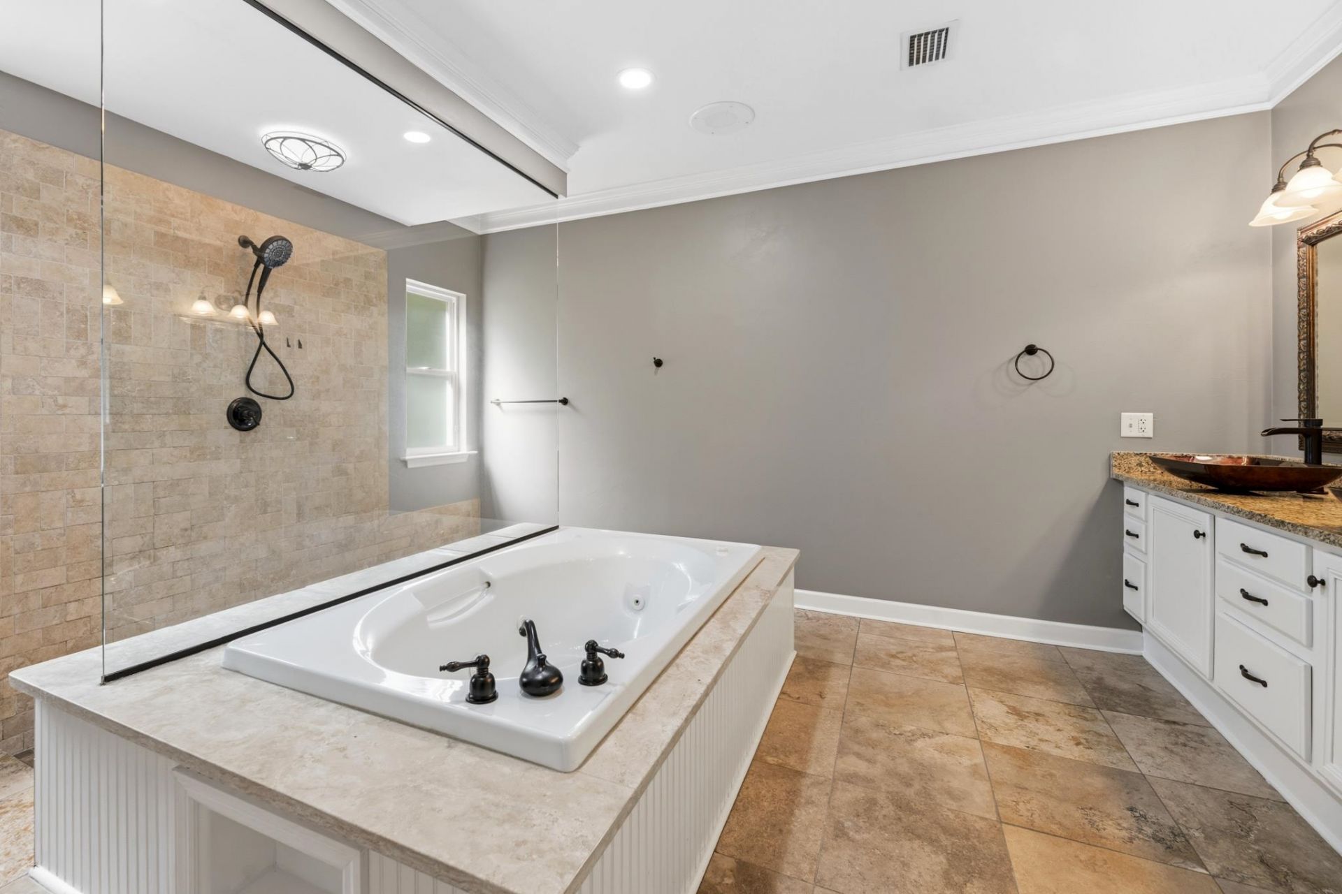 196 Audubon Drive, Havana, FL 32333 Photo
