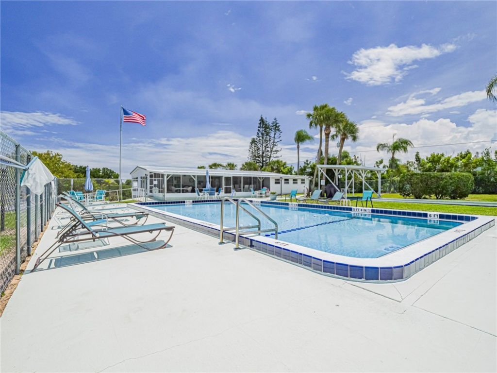 9715 61st Place, Sebastian, FL 32958 Photo