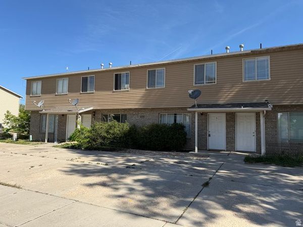 256 W 350 N, UNIT B, Vernal, UT 84078