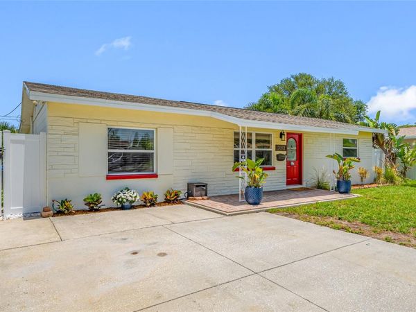 7313 37TH AVENUE N, ST PETERSBURG, FL 33710