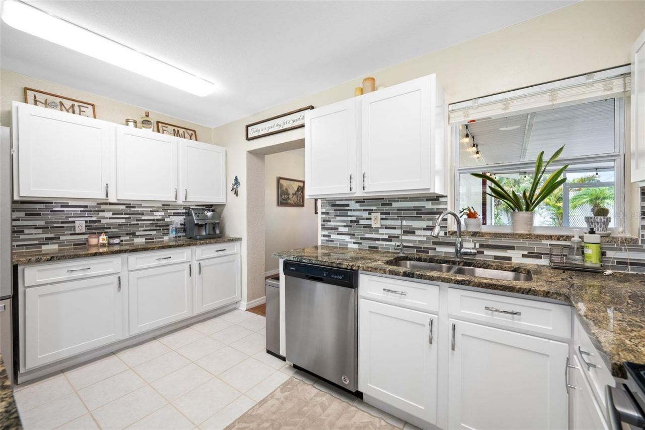 7313 37th Avenue N, Saint Petersburg, FL 33710 Photo