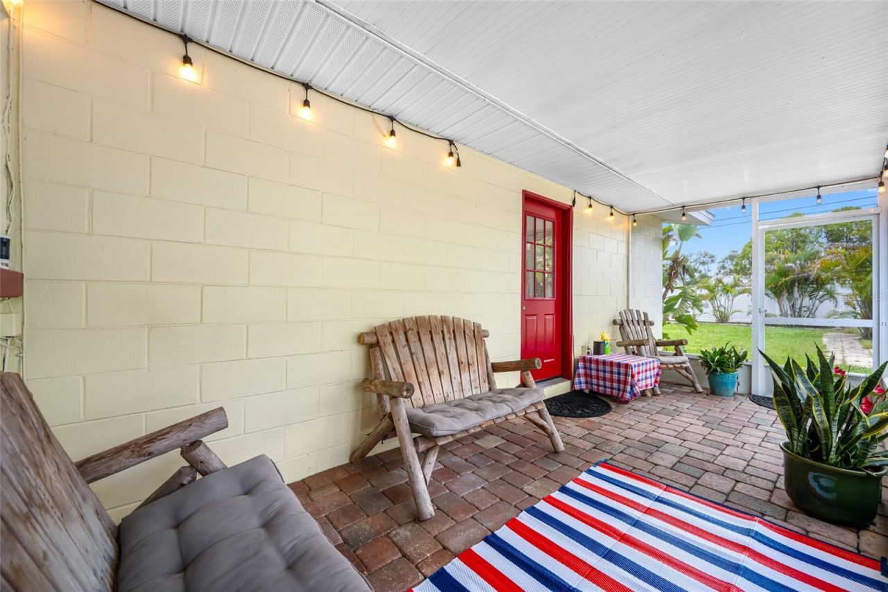 7313 37th Avenue N, Saint Petersburg, FL 33710 Photo
