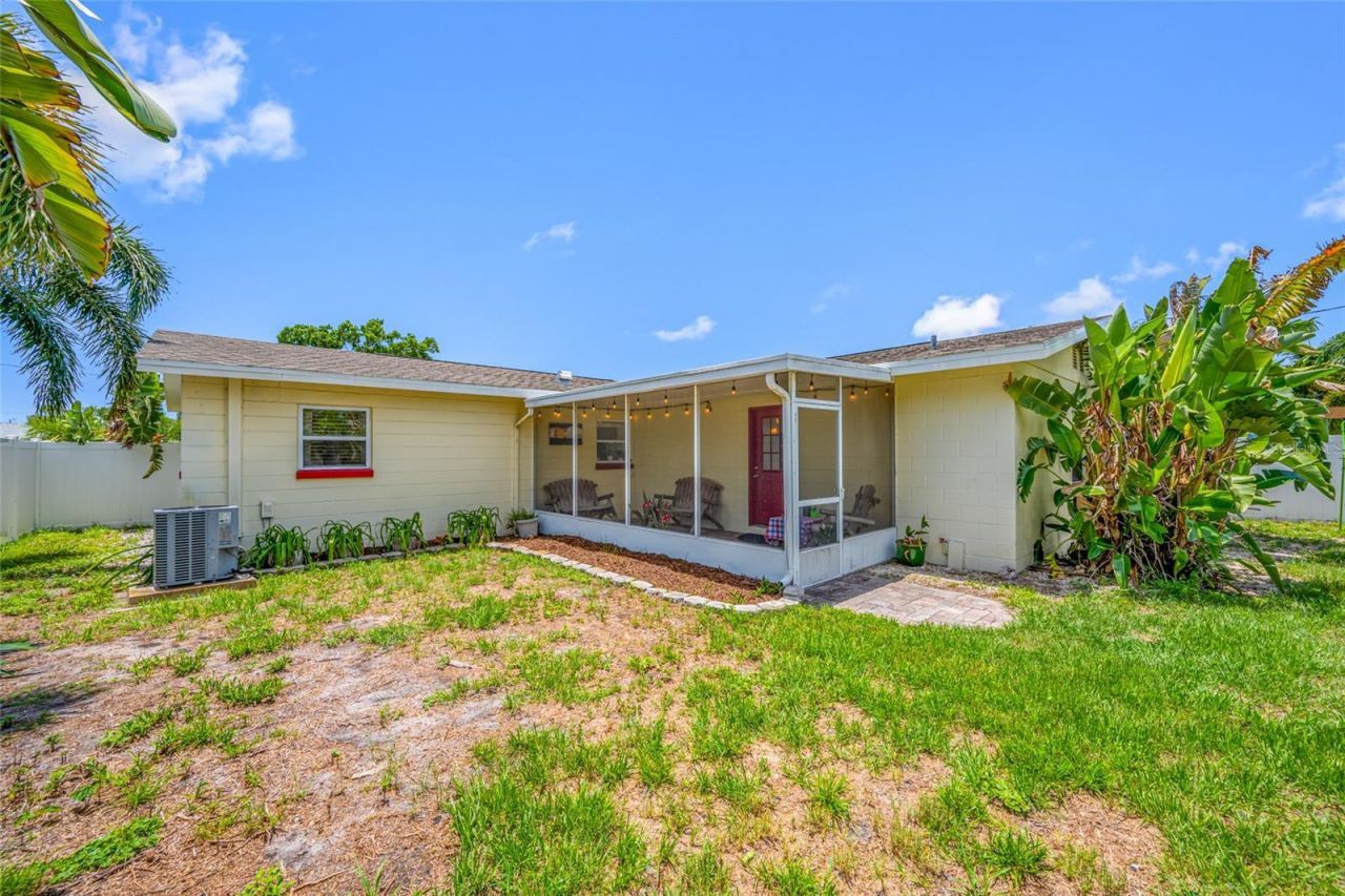 7313 37th Avenue N, Saint Petersburg, FL 33710 Photo