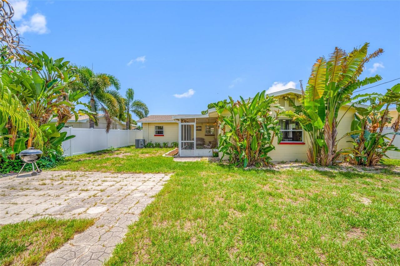 7313 37th Avenue N, Saint Petersburg, FL 33710 Photo