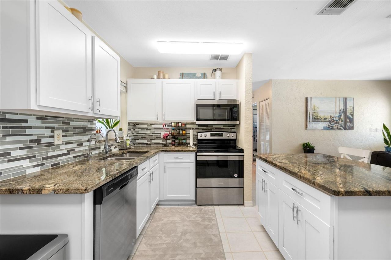 7313 37th Avenue N, Saint Petersburg, FL 33710 Photo