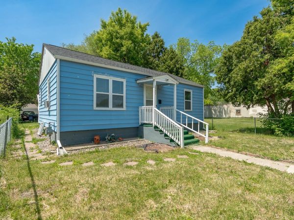 2725 Penn Avenue N, Minneapolis, MN 55411