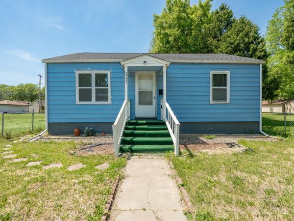 2725 Penn Avenue N, Minneapolis, MN 55411