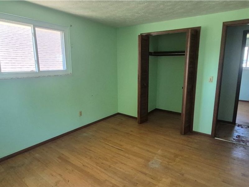 3908 Kenmore Avenue , Parma, OH 44134 Photo 18