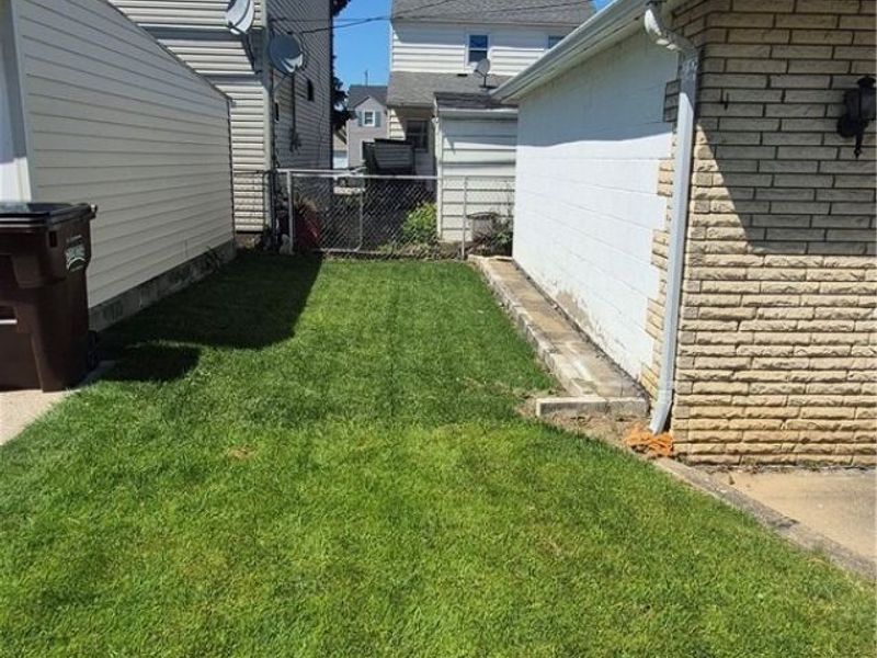 3908 Kenmore Avenue , Parma, OH 44134 Photo 28