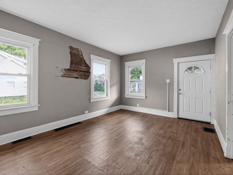 1833 Cordova Avenue, North College Hill, OH 45239 Photo 4