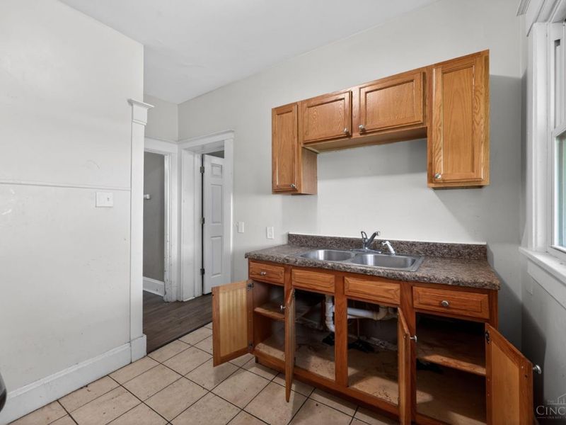 1833 Cordova Avenue, North College Hill, OH 45239 Photo 7