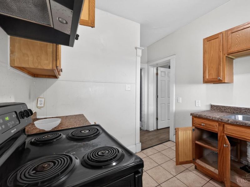 1833 Cordova Avenue, North College Hill, OH 45239 Photo 8