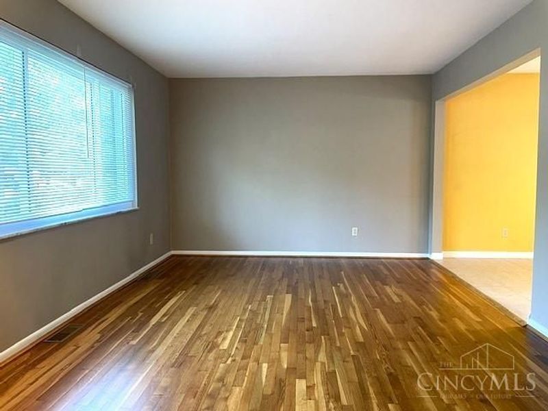 1559 Rockhurst Lane, Cincinnati, OH 45255 Photo 8