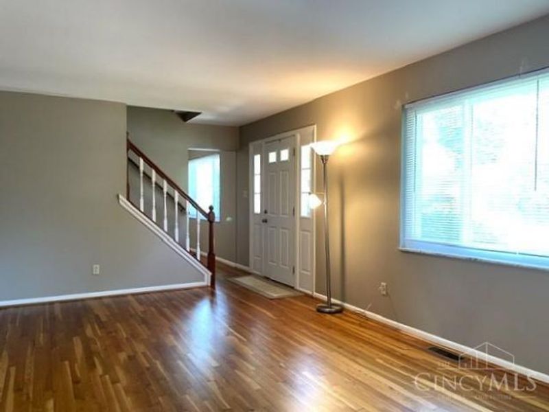 1559 Rockhurst Lane, Cincinnati, OH 45255 Photo 9