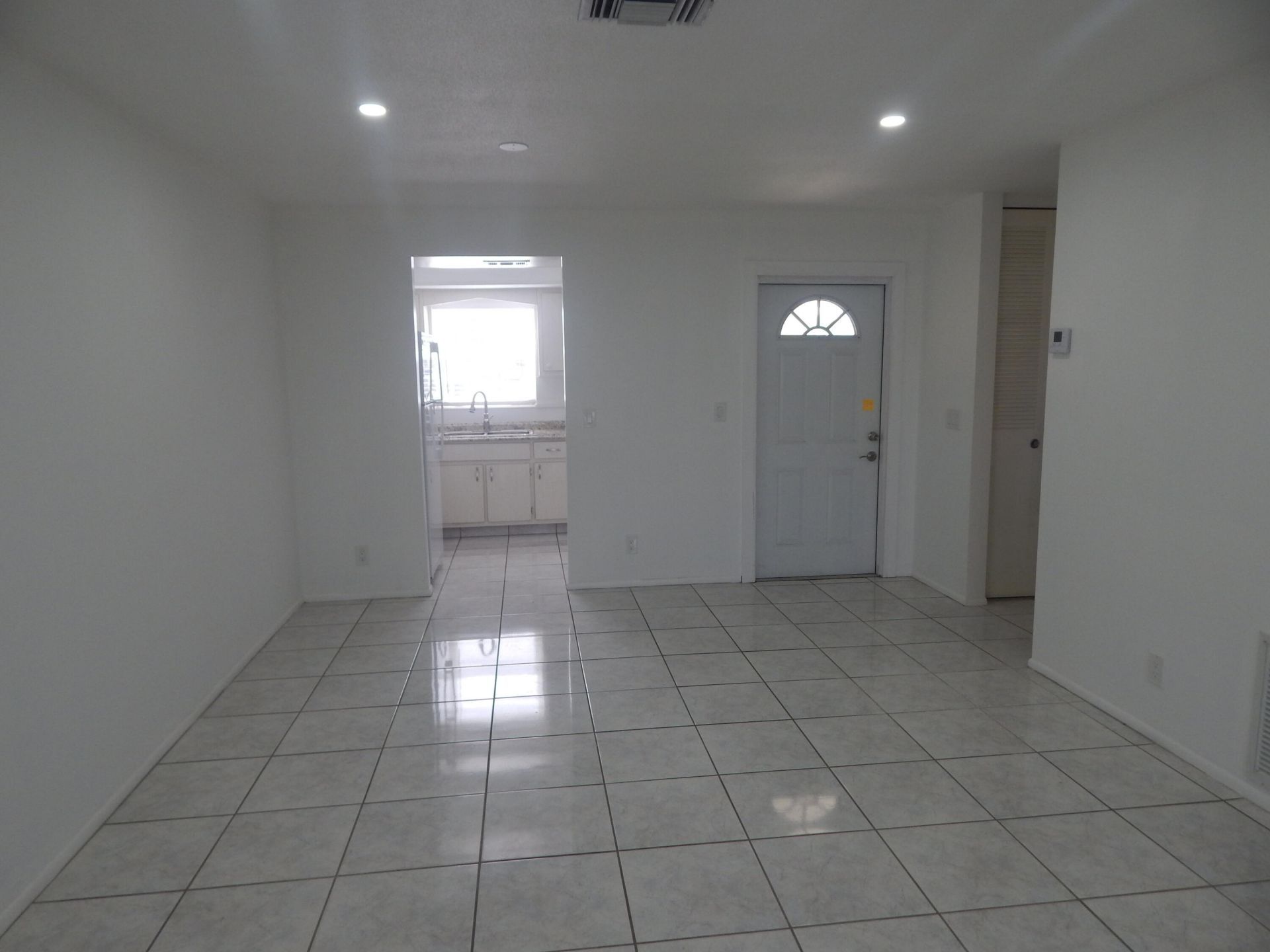 2930 E Ashley Dr Drive E, Unit B, West Palm Beach, FL 33415 Photo